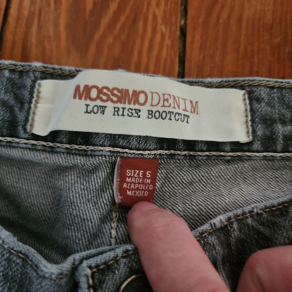 Mossimo Denim Low Rise Bootcut Jeans - Picture 6 of 10